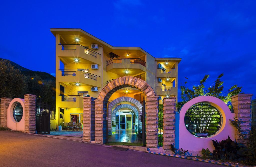 Apartments Radevic Будва Екстер'єр фото