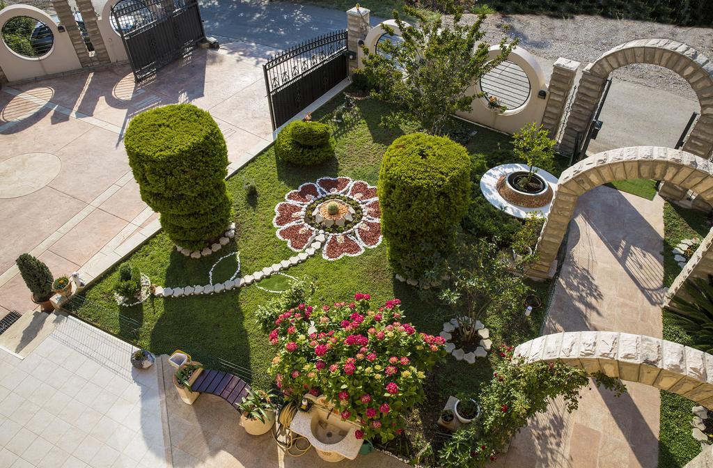 Apartments Radevic Будва Екстер'єр фото